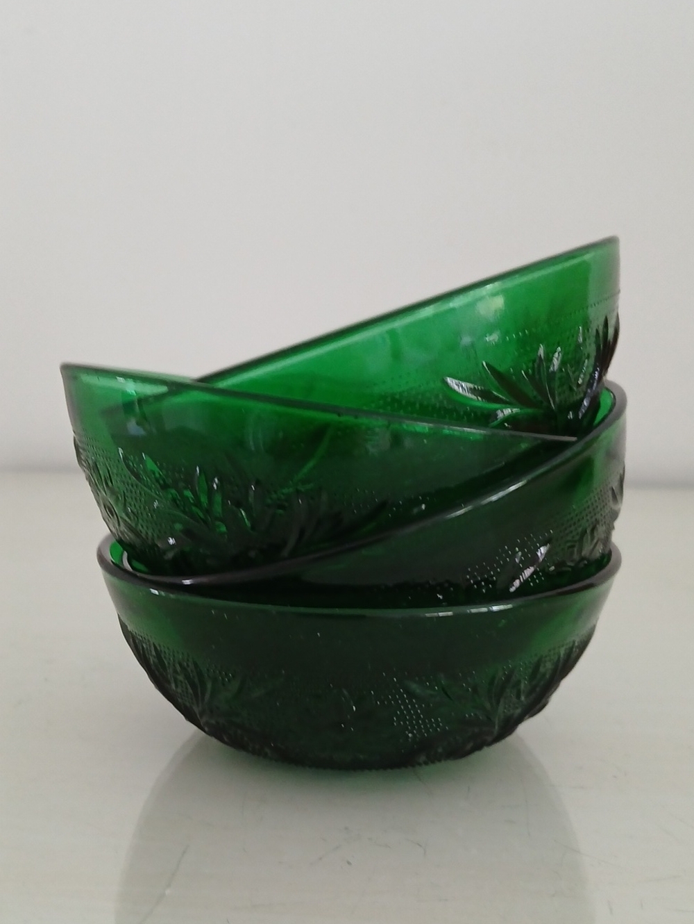Vtg Anchor Hocking SANDWICH Pattern Glass Forest Green Berry Bowls Set of 4